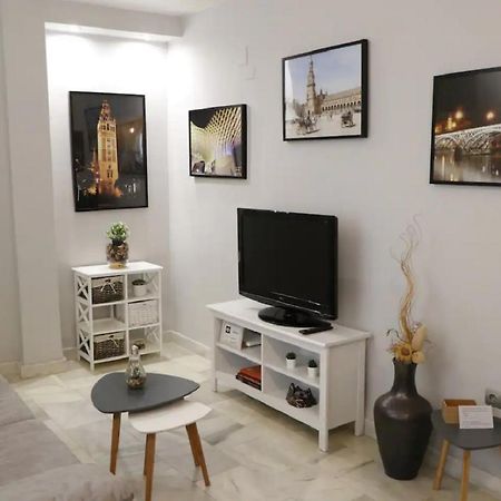 Apartamento Cristo De Burgos - Kainga Homes Sevilla Bagian luar foto