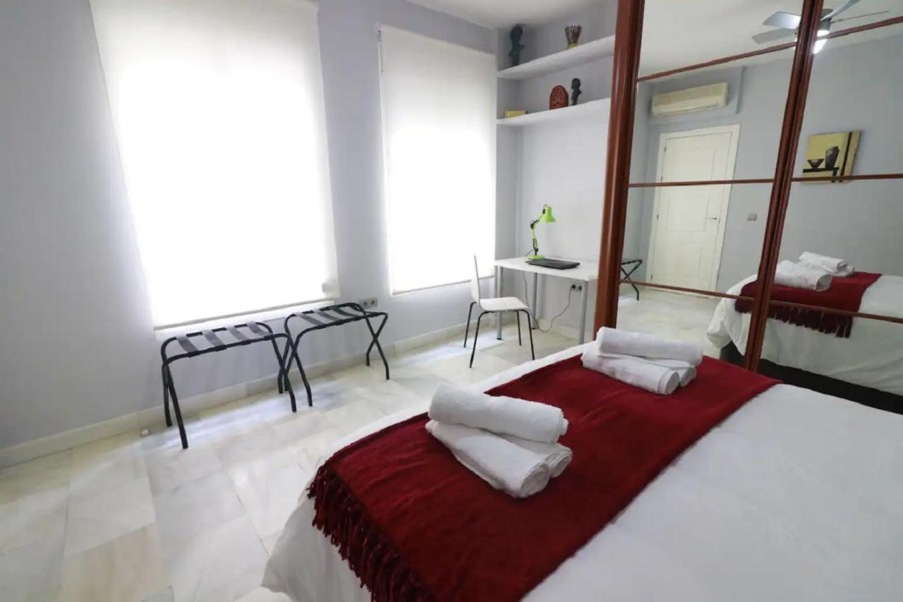 Apartamento Cristo De Burgos - Kainga Homes Sevilla Bagian luar foto